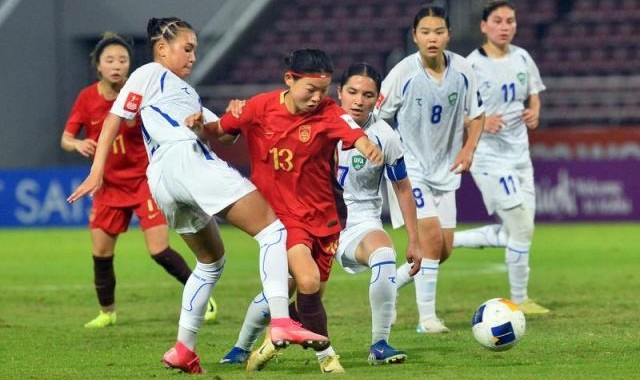 保利体育-U20女足主帅科林·贝尔：目标淘汰日本队 晋级决赛